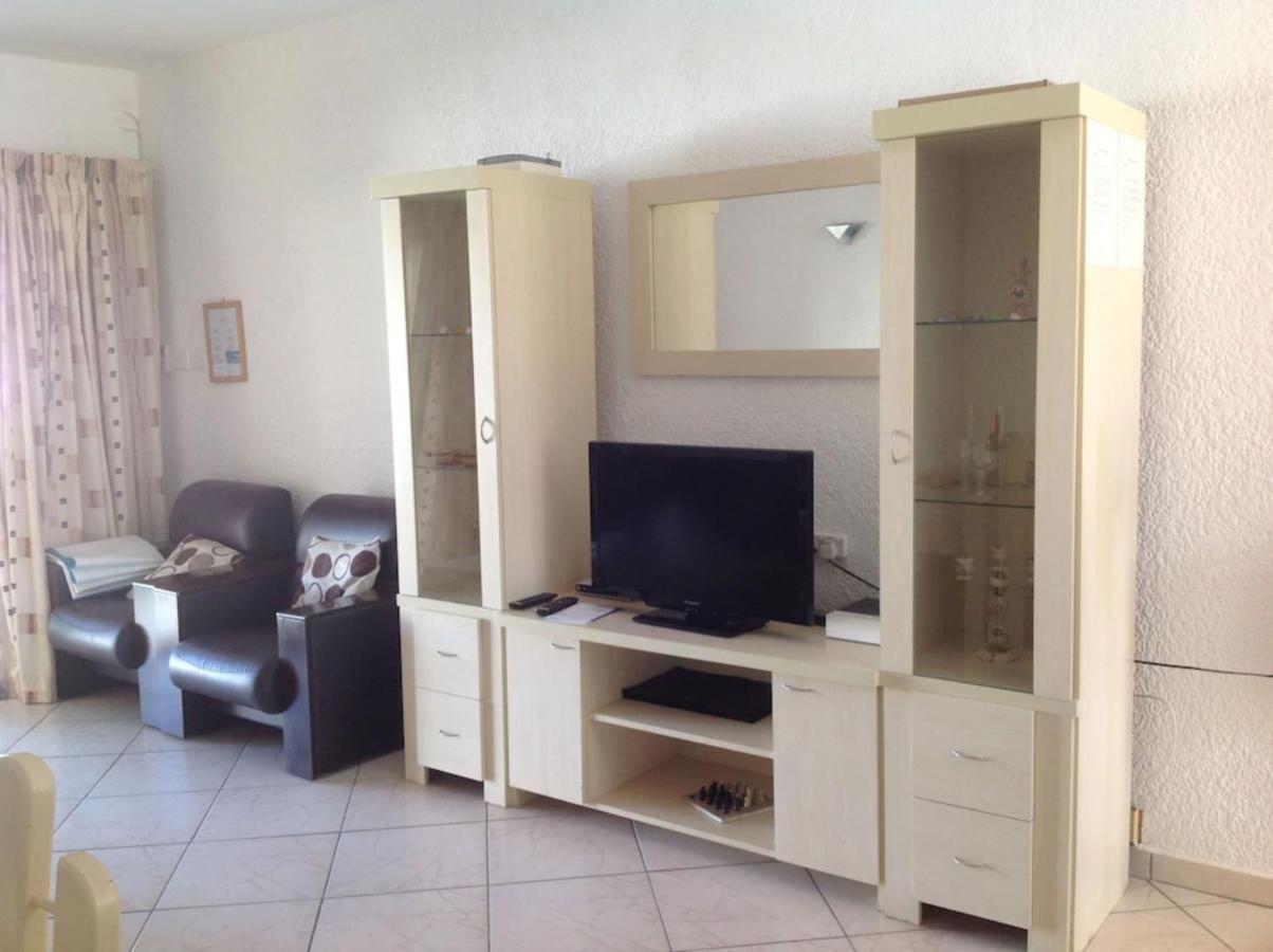 Lovely Apartment In Flic En Flac, Close To The Beach And All Amenities. Екстериор снимка