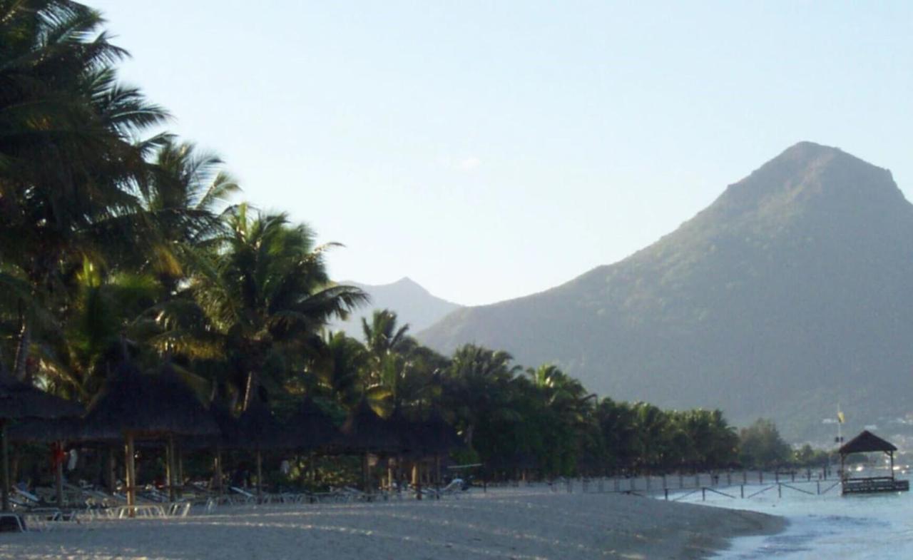 Lovely Apartment In Flic En Flac, Close To The Beach And All Amenities. Екстериор снимка