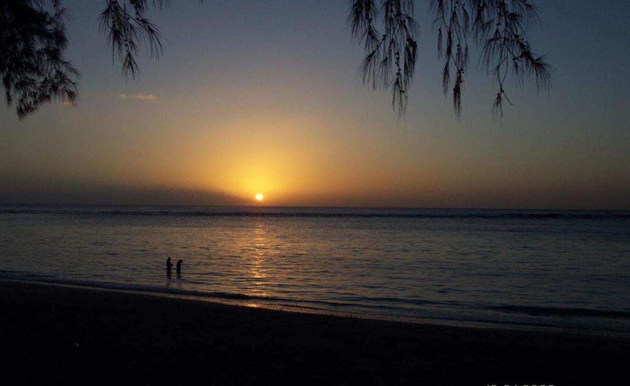 Lovely Apartment In Flic En Flac, Close To The Beach And All Amenities. Екстериор снимка