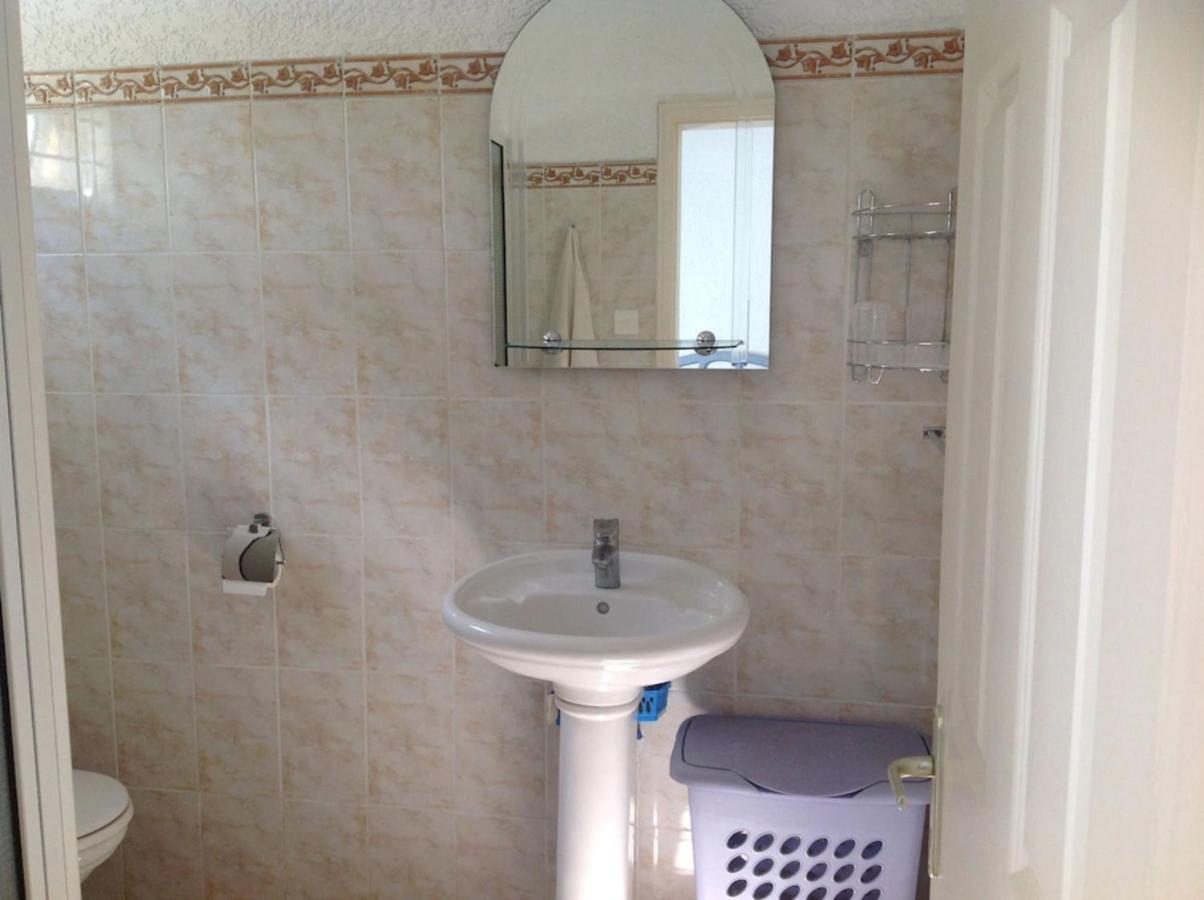Lovely Apartment In Flic En Flac, Close To The Beach And All Amenities. Екстериор снимка
